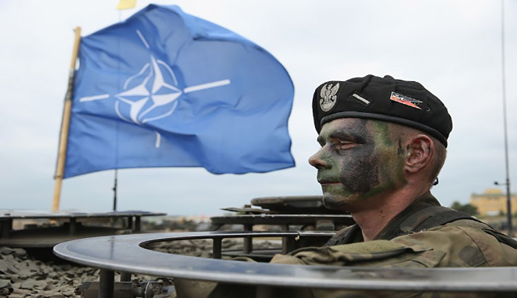 Το ΝΑΤΟ καλεί τη Ρωσία να αποσύρει τον στρατό από τα σύνορα με την Ουκρανία