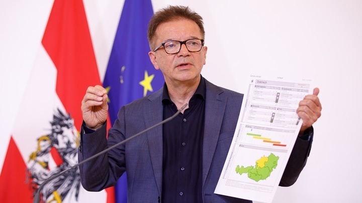 Αυστρία: Παραιτήθηκε ο υπουργός Υγείας επικαλούμενος εξάντληση από τη διαχείριση της πανδημίας