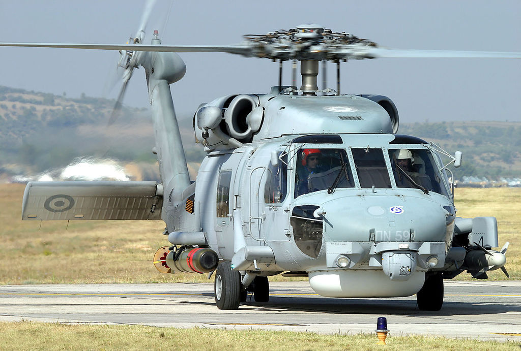Παραδόθηκε το πρώτο αναβαθμισμένο ελικόπτερο Aegean Hawk S-70 του Πολεμικού Ναυτικού