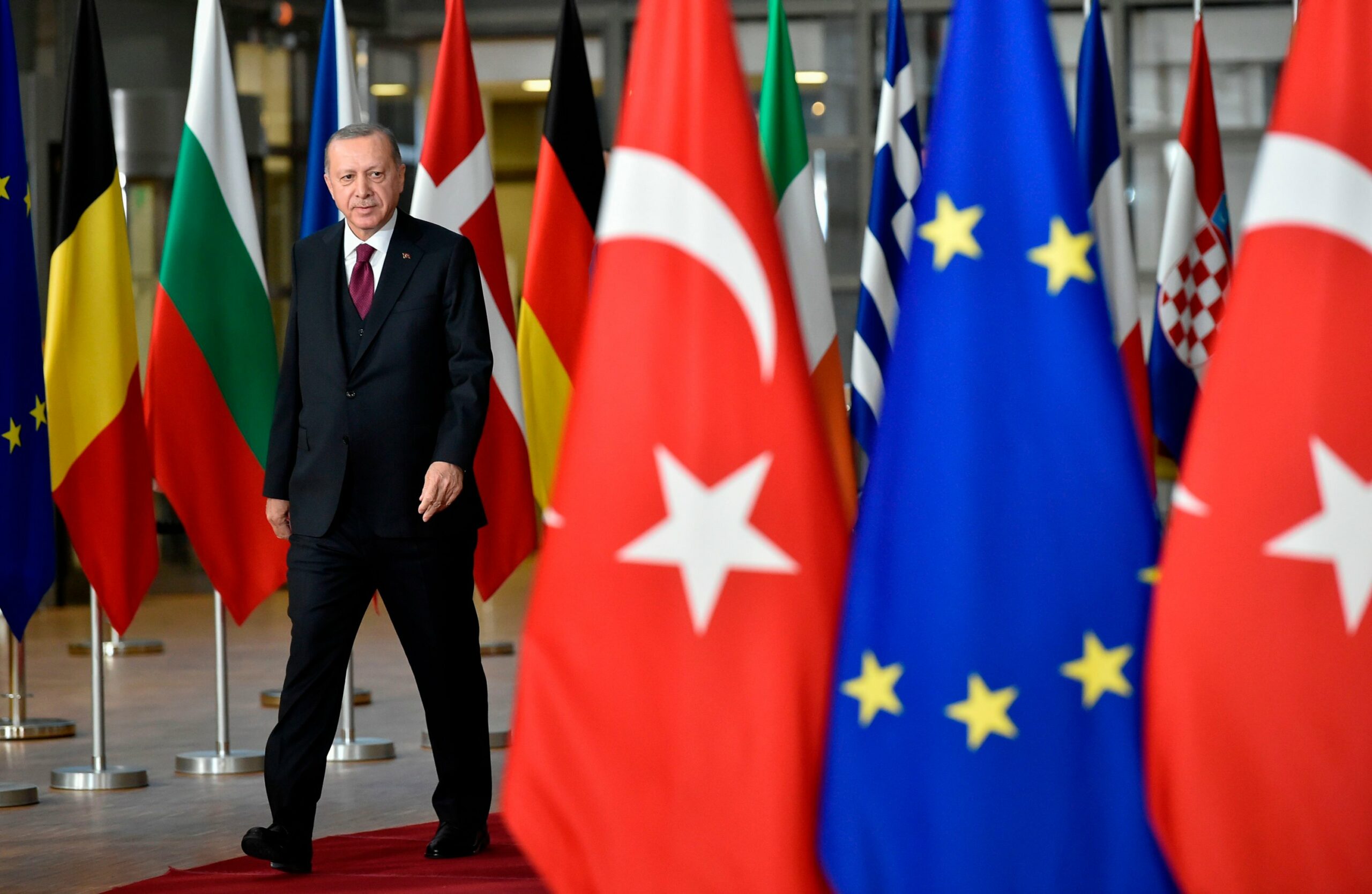 Η Άγκυρα απορρίπτει το ψήφισμα του Ευρωκοινοβουλίου για την Τουρκία