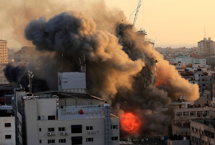 To Ισραήλ διαψεύδει την εισβολή με χερσαίες επιχειρήσεις στη Γάζα