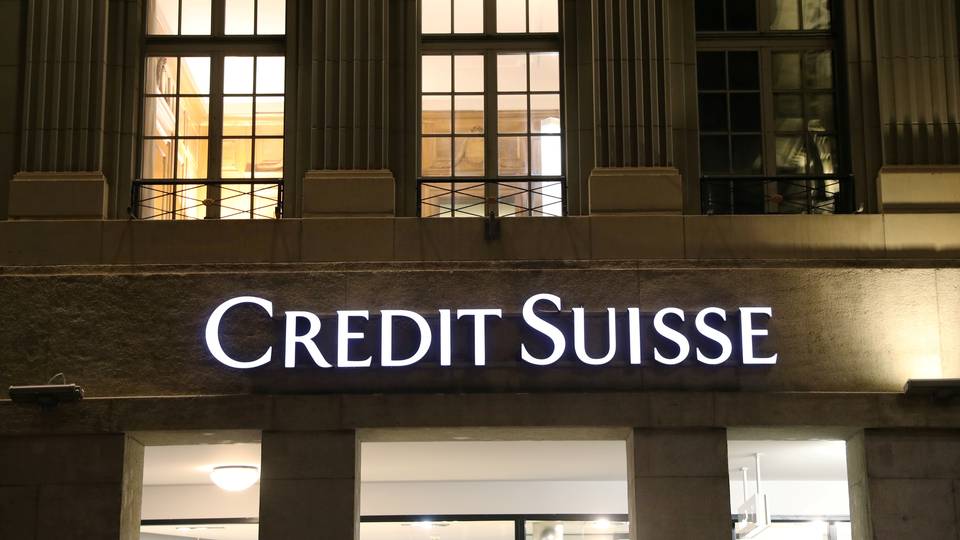 Η Ελβετία "τραβά το αφτί" στους τραπεζίτες για τo σκάνδαλο της Credit Suisse