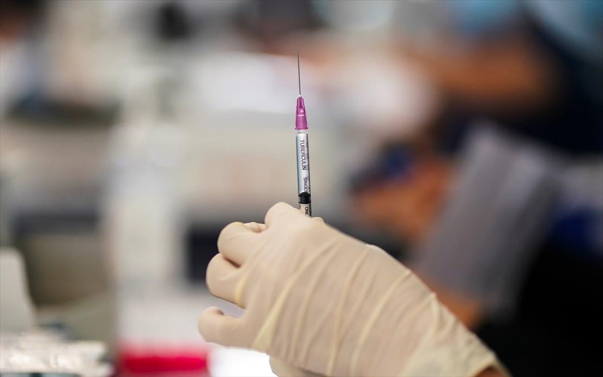 Αξιολογείται από τον EMA το κινεζικό εμβόλιο Sinovac κατά του κορωνοϊού