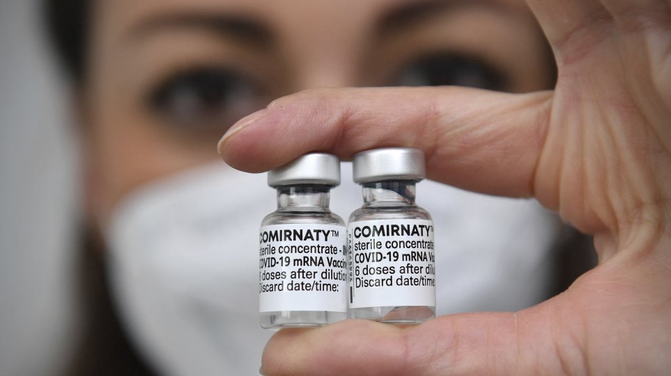 Εμβόλιο Pfizer: Influencers καταγγέλλουν ότι τους προσφέρθηκαν χιλιάδες ευρώ, για να αμαυρώσουν την εικόνα του