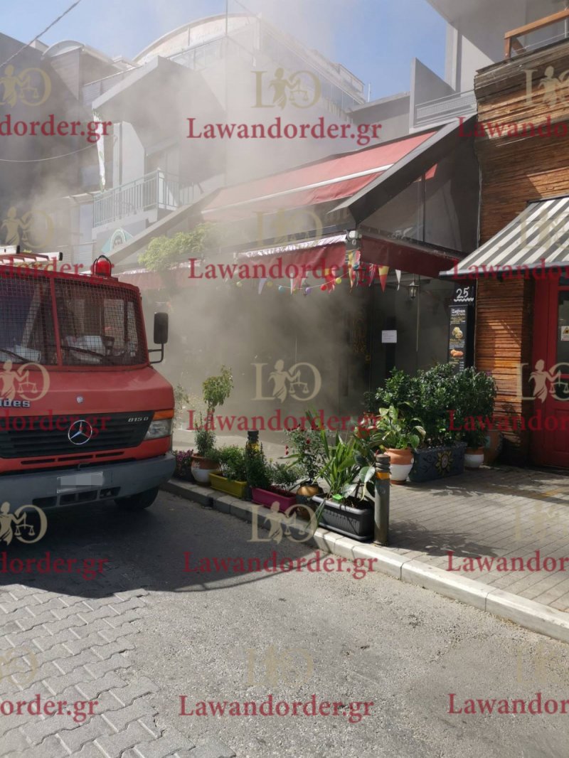 Φωτιά σε εστιατόριο στο Γκάζι - Άμεση επέμβαση της πυροσβεστικής (εικόνες)