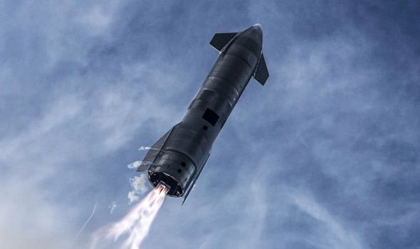 Πέμπτη και τυχερή για το αστρόπλοιο της SpaceX