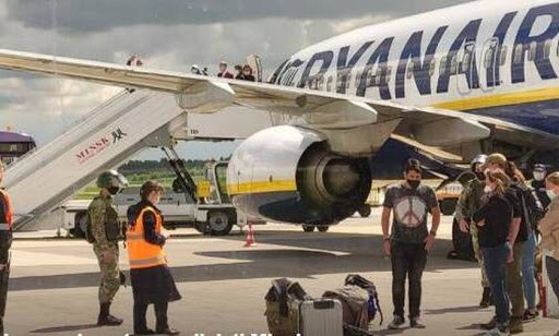 Οι Λευκορώσοι τα "ρίχνουν" τώρα στη Χαμάς για την "αεροπειρατεία" στο αεροσκάφος της Ryanair