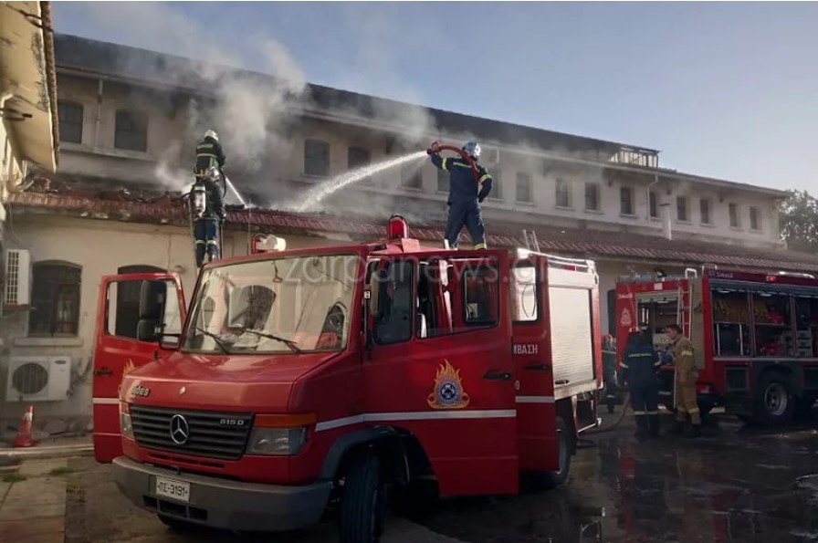 Χανιά: Πυρκαγιά στην δημοτική αγορά