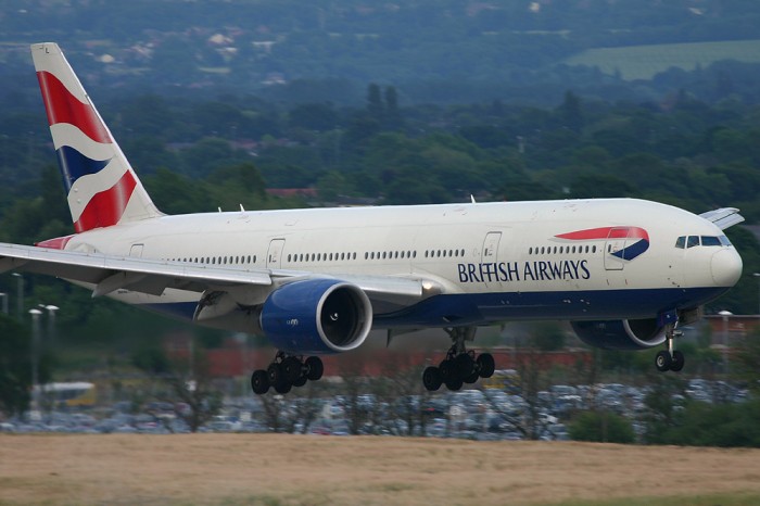 Κατέρρευσαν τροχοί Boeing 787 της British Airways προκαλώντας πανικό (ΒΙΝΤΕΟ)