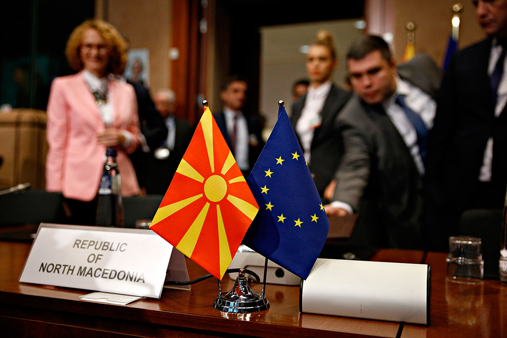Δεν ξεπεράστηκαν ακόμη  οι δυσκολίες για την ενταξιακή διαδικασία της  Β. Μακεδονίας στην ΕΕ