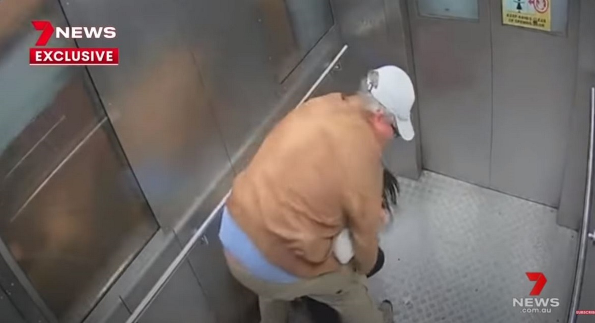 Εικόνες σοκ στην Αυστραλία: 54χρονος παρενοχλεί σεξουαλικά 13χρονη σε ασανσέρ (βίντεο ντοκουμέντο)
