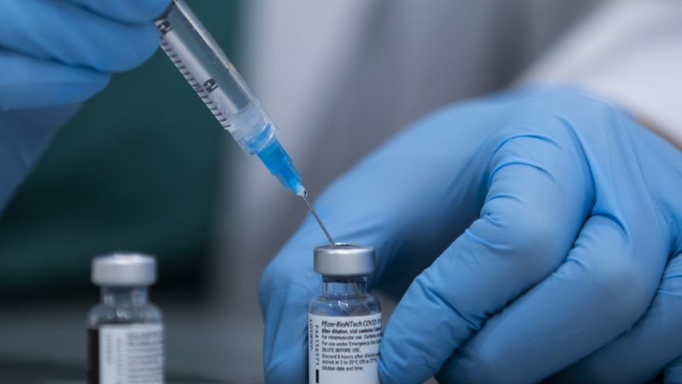 Μόσιαλος: Στο Ισραήλ υπάρχουν 13 φορές περισσότερες σοβαρές περιπτώσεις στους ανεμβολίαστους