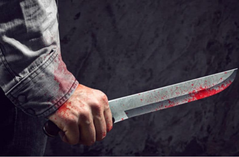 Λάρισα: Νύχτα τρόμου για νεαρά άτομα – Άνδρας άρχισε να τους κυνηγάει κρατώντας μαχαίρι!