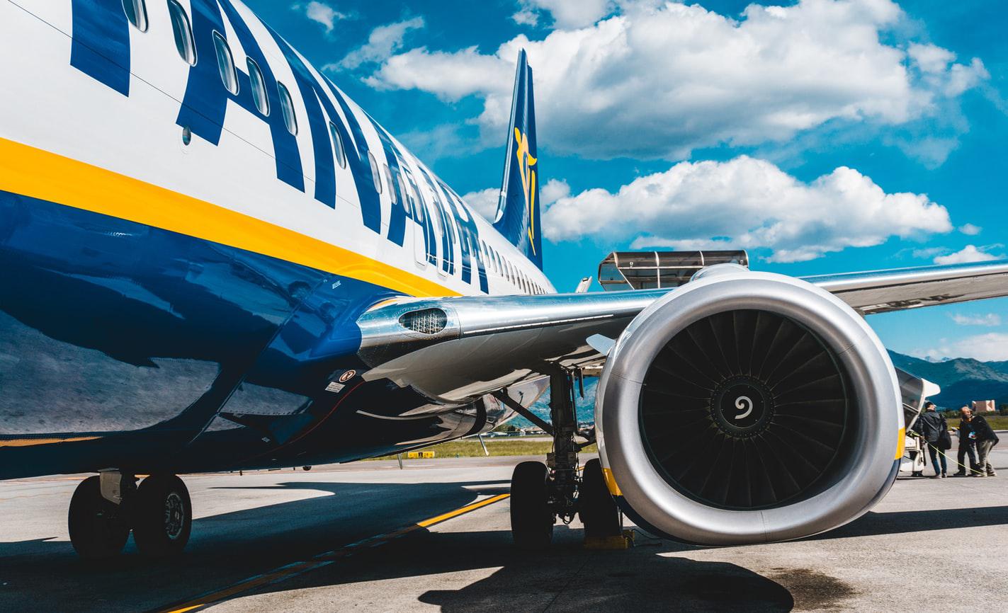 Η Ryanair εντόπισε εξαρτήματα με πλαστά έγγραφα σε δύο κινητήρες αεροσκαφών της