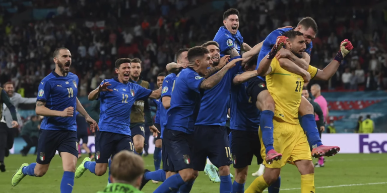 «It goes to Rome»: H Ιταλία μεγάλη νικήτρια του Euro 2020 με ήρωα τον Ντοναρούμα στα πέναλτι