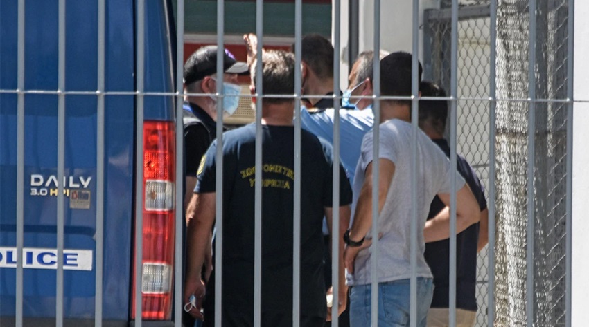 Σε κατάσταση σοκ ο Πέτρος Φιλιππίδης - Σε καραντίνα στις φυλακές Τρίπολης