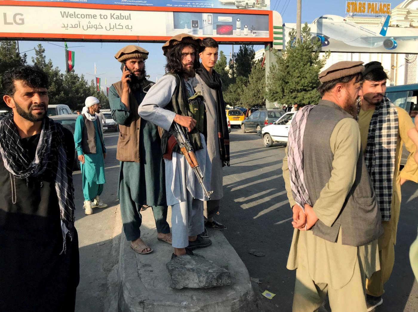 Γαλλοβρετανική πρωτοβουλία για ζώνη ασφαλείας στην Καμπούλ