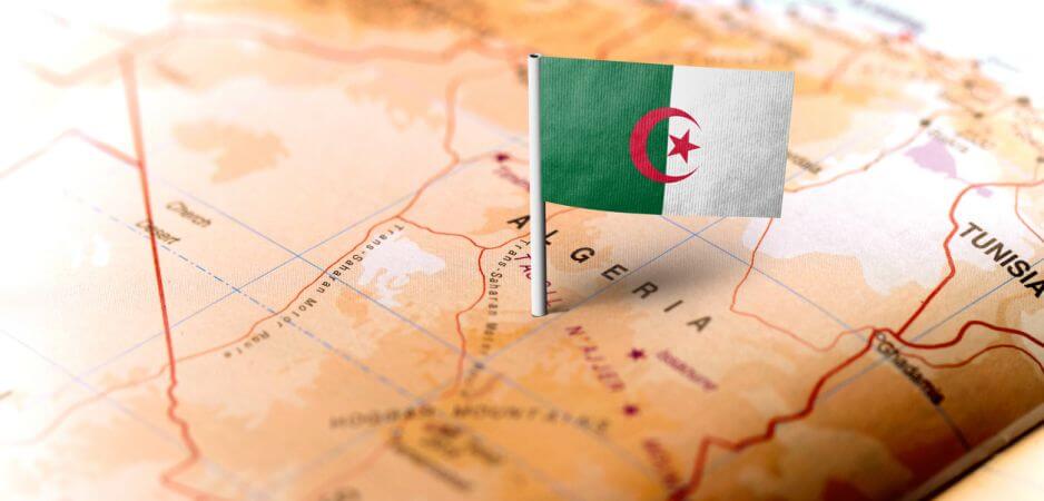 Η "μητέρα"... Γαλλία  σε ρόλο μεσάζοντα για να τερματιστεί η διαμάχη  Αλγερίας Μαρόκου