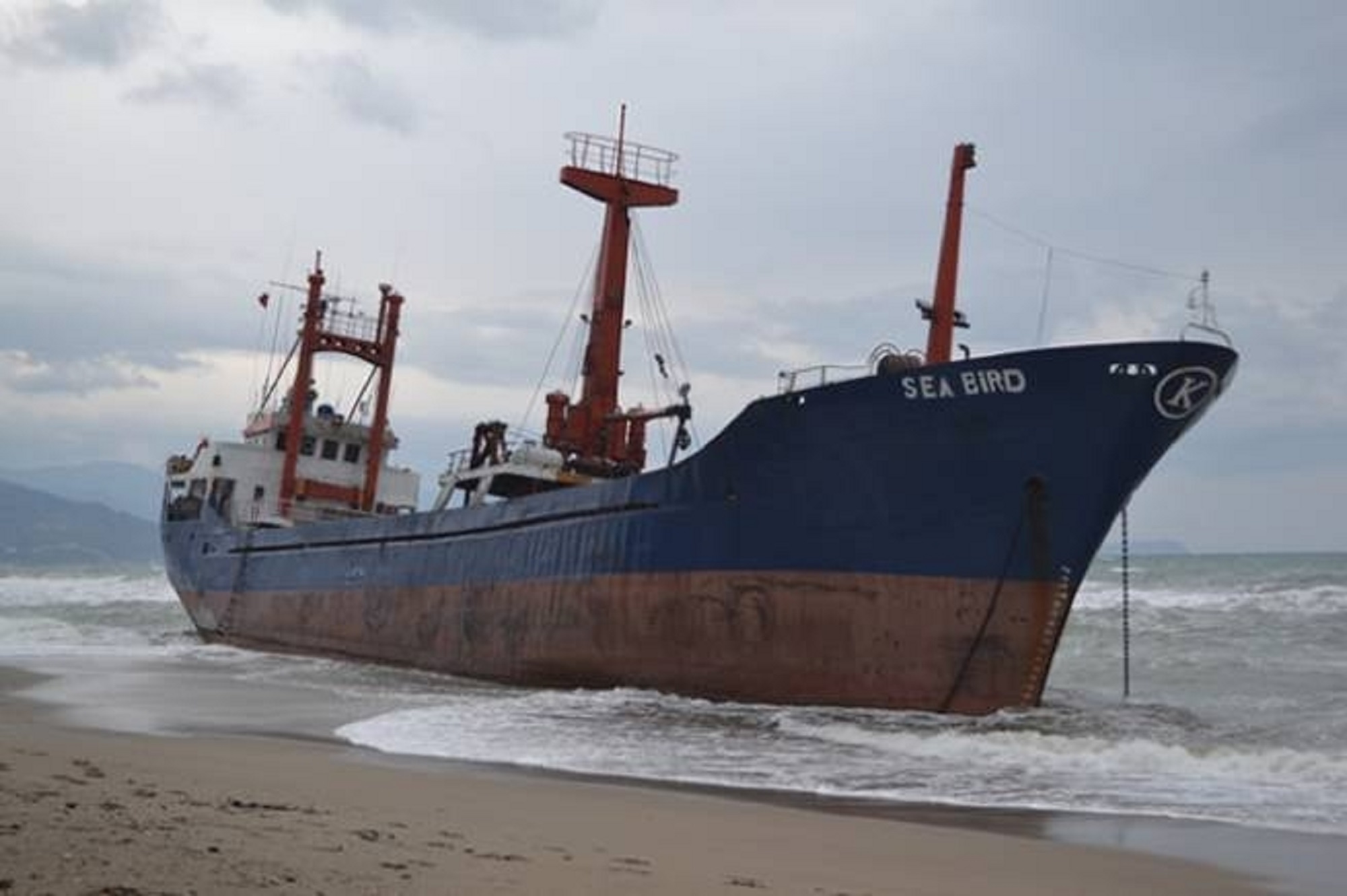 Μυρτώο πέλαγος: Αγώνας δρόμου για την πρόληψη θαλάσσιας ρύπανσης από το ναυάγιο