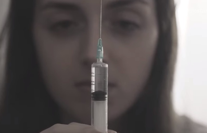 Οι φοιτητές στην μάχη των εμβολίων. «Για να ξαναζωντανέψει το Πανεπιστήμιο» (Video)