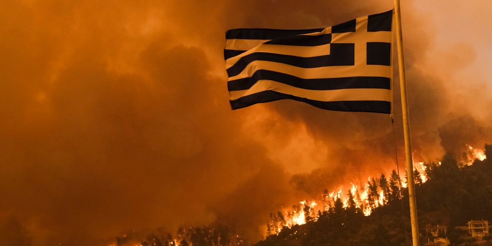 Σταϊκούρας: Οσοι επλήγησαν από τις πυρκαγιές από την 1η Μαΐου θα αποζημιωθούν από το κράτος