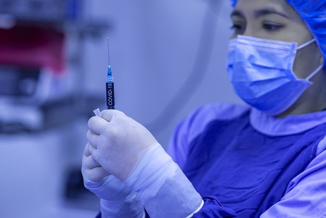 Βενιζέλειο Νοσοκομείο: Νοσηλεύτρια παρουσίασε ψευδές θετικό self test για να αποφύγει τον εμβολιασμό