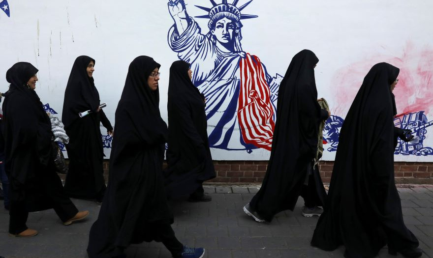 Τεχεράνη: O Τζο Μπάιντεν απειλεί παράνομα το Ιράν
