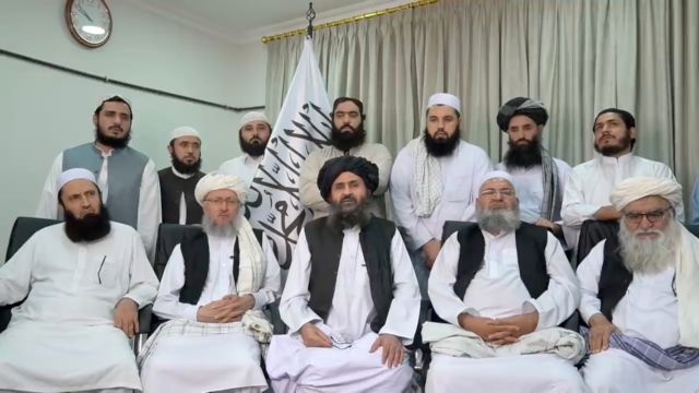 Αφγανιστάν: Συνάντηση υψηλόβαθμου στελέχους των Ταλιμπάν με τον τέως πρόεδρο Καρζάι