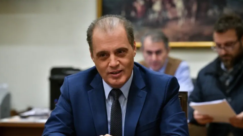 Ελληνική Λύση για ομόφυλα ζευγάρια: «Ο πολιτικά ανήθικος πρωθυπουργός έκλεψε την ψήφο του λαού»