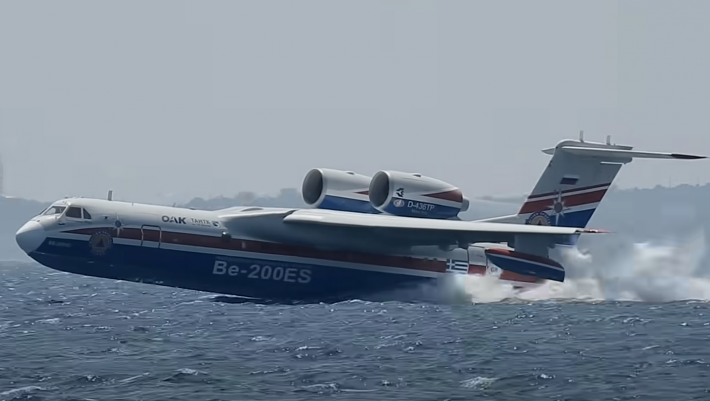 Τουρκία: Νεκροί οι 8 επιβαίνοντες του ρωσικού πυροσβεστικού αεροσκάφους Beriev-200 που συνετρίβη (βίντεο ντοκουμέντο)
