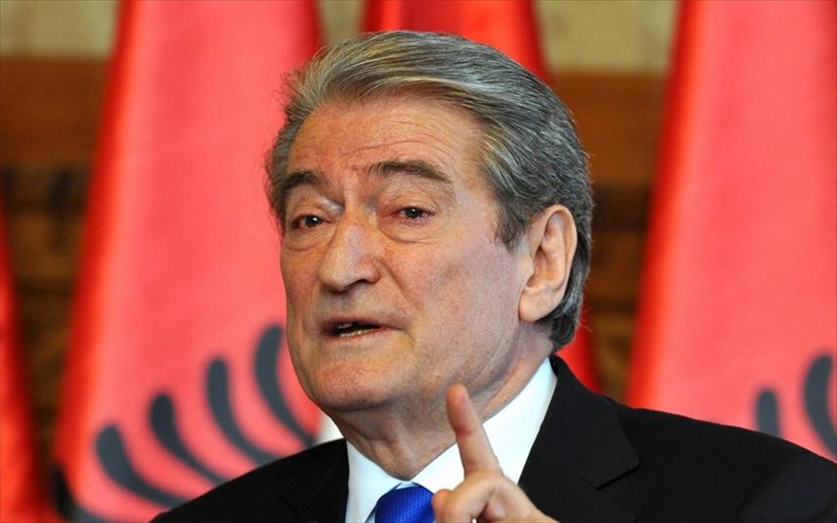 Αλβανία: Ο Σαλί Μπερίσα διαγράφηκε από την κοινοβουλευτική ομάδα του Δημοκρατικού Κόμματος