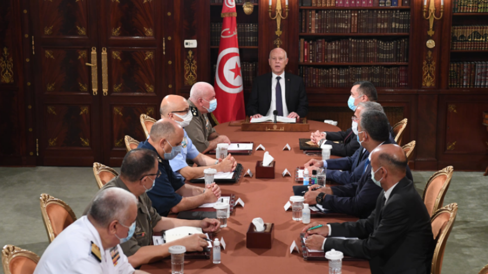 Αναστολή του Συντάγματος σχεδιάζει ο πρόεδρος της Τυνησίας