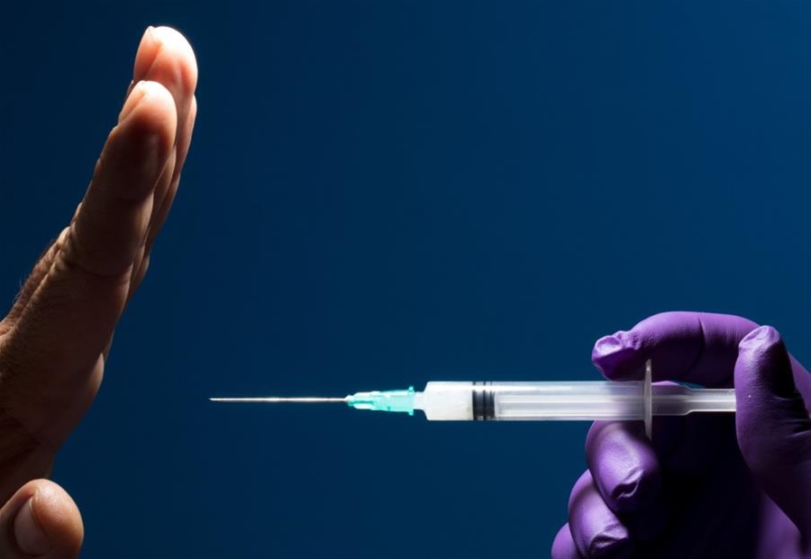 Νέα καταγγελία για αντιεμβολιαστές: Αρνούνται να λάβουν ακόμα και αίμα από εμβολιασμένους