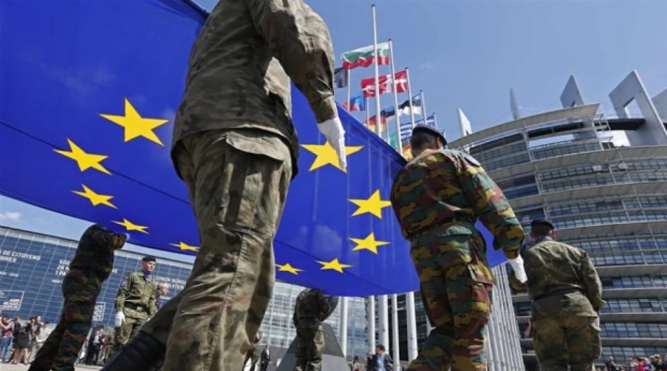 Έρχεται ο ευρωστρατός: Η απάντηση των Βρυξελλών στη συμφωνία AUKUS