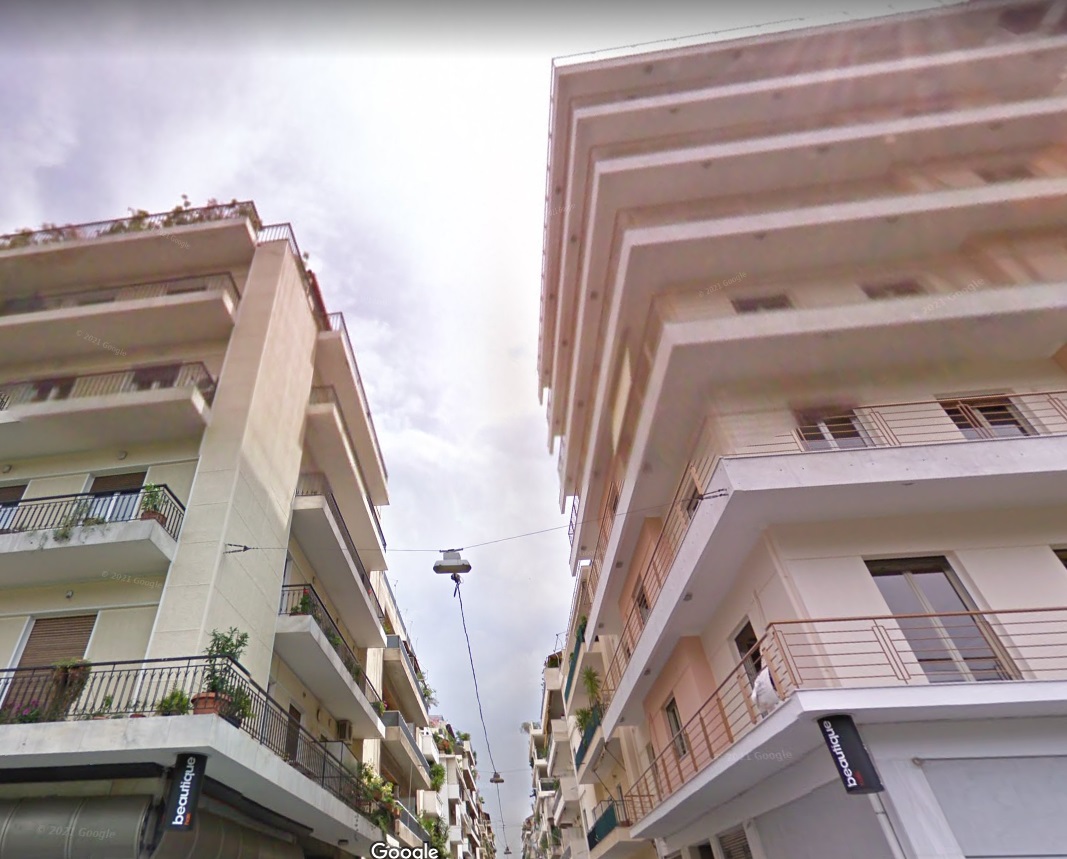 Σοκ στο κέντρο της Αθήνας: Βουτιά θανάτου για 32χρονη αρχιτεκτόνισσα -«Βγαίνω για τσιγάρο» είπε και έπεσε από τον 6ο όροφο