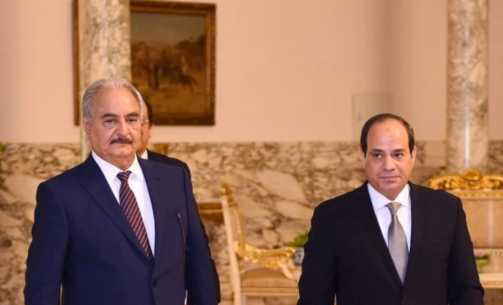 Ο Αιγύπτιος πρόεδρος αλ-Σίσι συναντήθηκε με τον Αγκίλα Σάλεχ και τον Χαλίφα Χαφτάρ