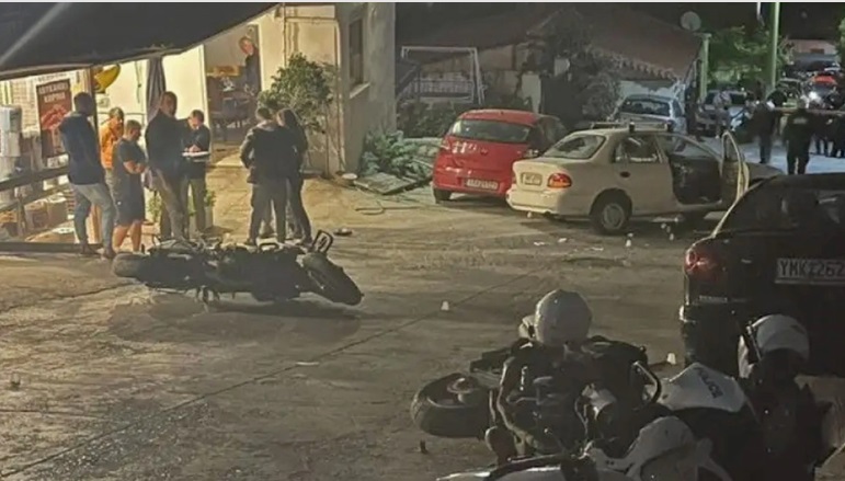 Μέγαρα επεισόδια Ρομά: Τέσσερις αστυνομικοί τραυματίστηκαν από σκάγια καραμπίνας και πέτρες