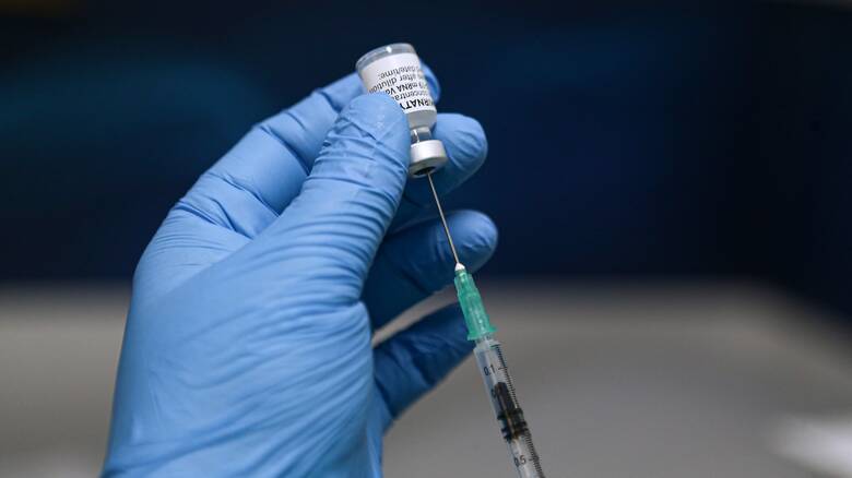 Εμβόλιο: Aξιόπιστη προστασία έναντι σοβαρής εξέλιξης της Covid