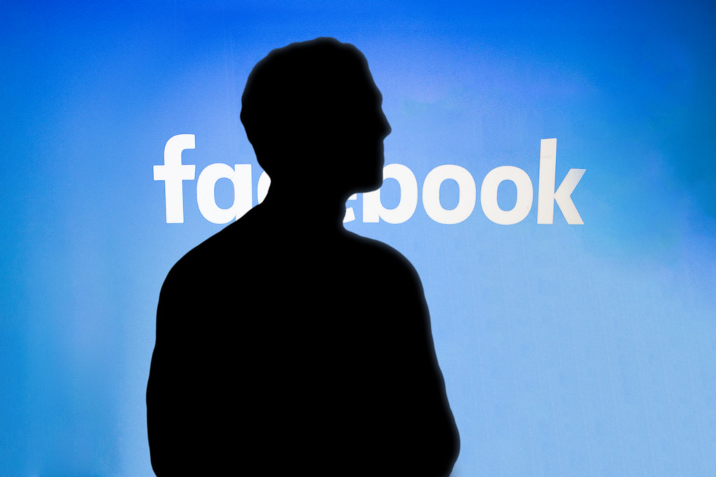 Facebook: Σχεδιάζει να αλλάξει όνομα και μάλιστα πολύ σύντομα