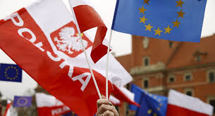 Σε ανοιχτή σύγκρουση η Πολωνία με τις Βρυξέλλες