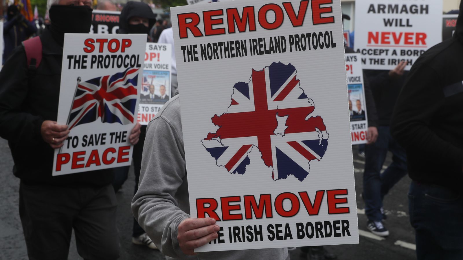 Βρετανία: Aλλαγές στο Πρωτόκολλο για τη Βόρεια Ιρλανδία