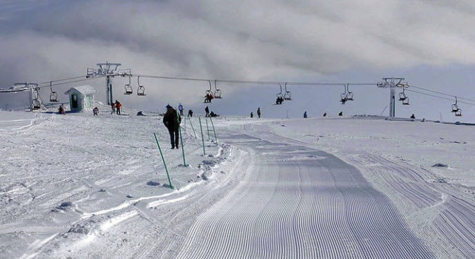 Ξεκινάει αύριο η λειτουργία του σαλέ στη βάση του χιονοδρομικού κέντρου Βόρα - Καϊμάκτσαλαν