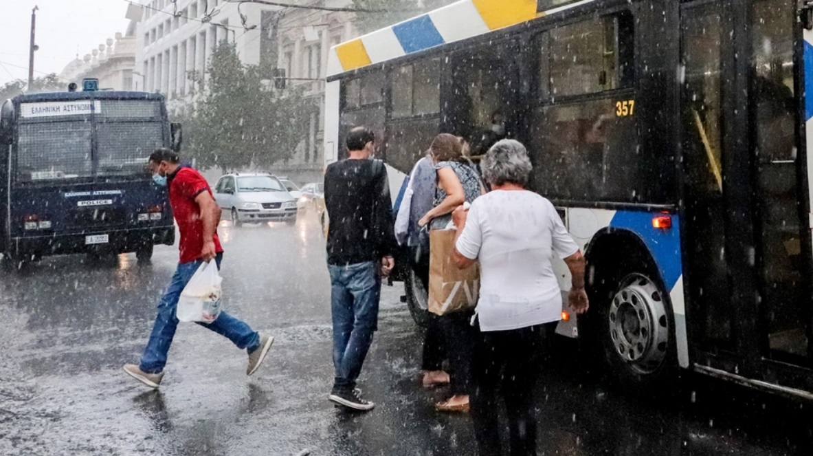 Κακοκαιρία Αθηνά: Οι 10 περιοχές που κινδυνεύουν με πλημμύρες