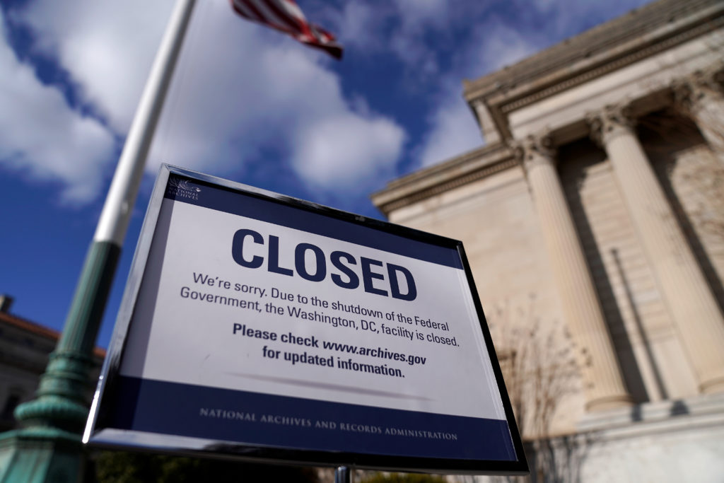 Αντιμέτωπες με νέο shutdown οι  ομοσπονδιακές υπηρεσίες των ΗΠΑ