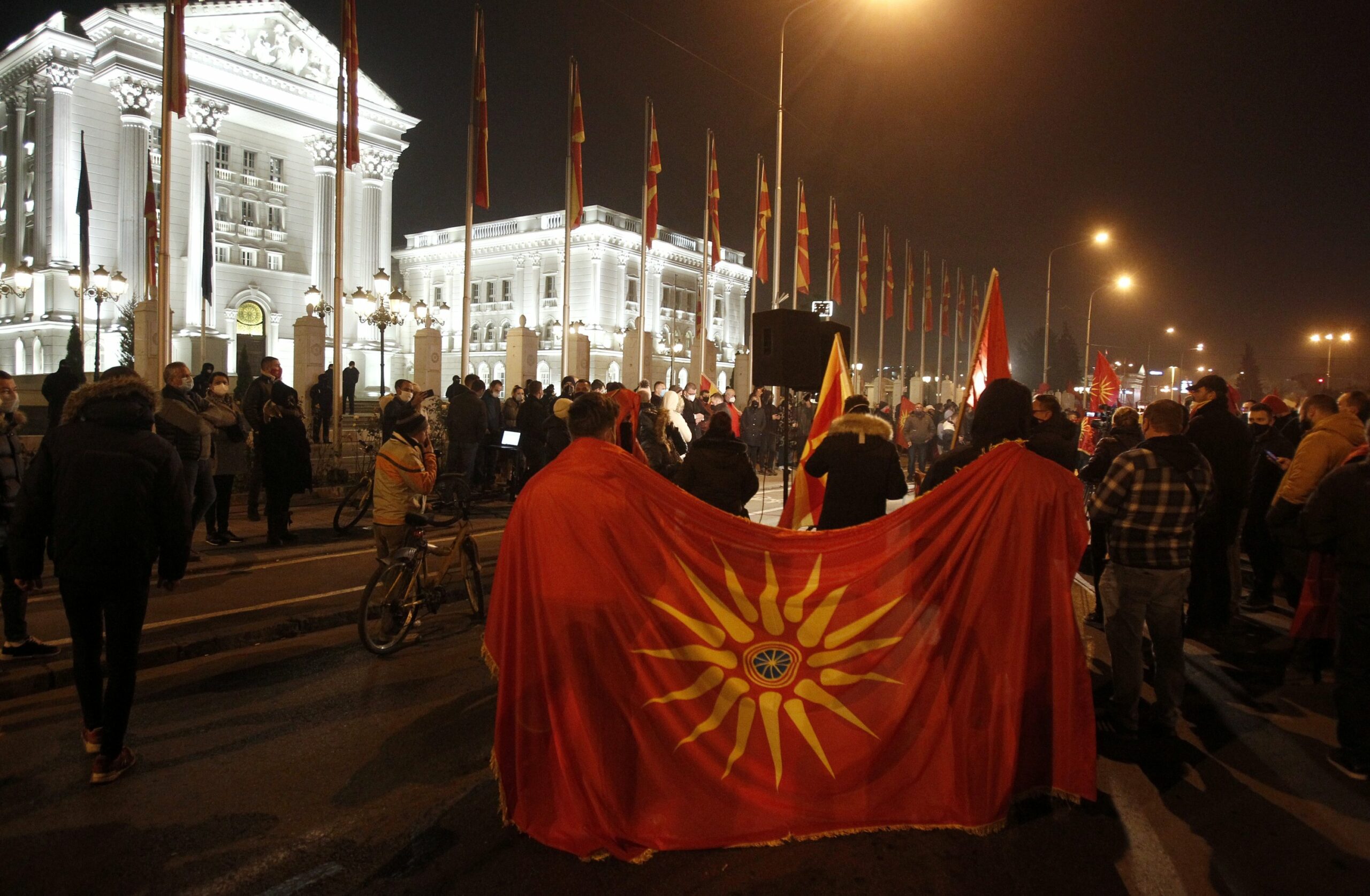 Πρόταση μομφής κατά της κυβέρνησης του Ζόραν Ζάεφ στη Βόρεια Μακεδονία