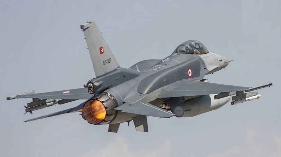 Τουρκικά F-16 έκαναν 9 υπερπτήσεις σε Οινούσσες και Παναγιά μέσα σε 20 λεπτά!
