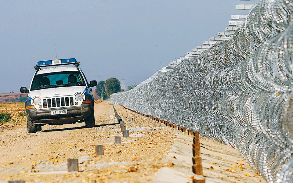 Έκτακτα μέτρα στα σύνορα με την Τουρκία - Σε αυξημένη ετοιμότητα ο Στρατός