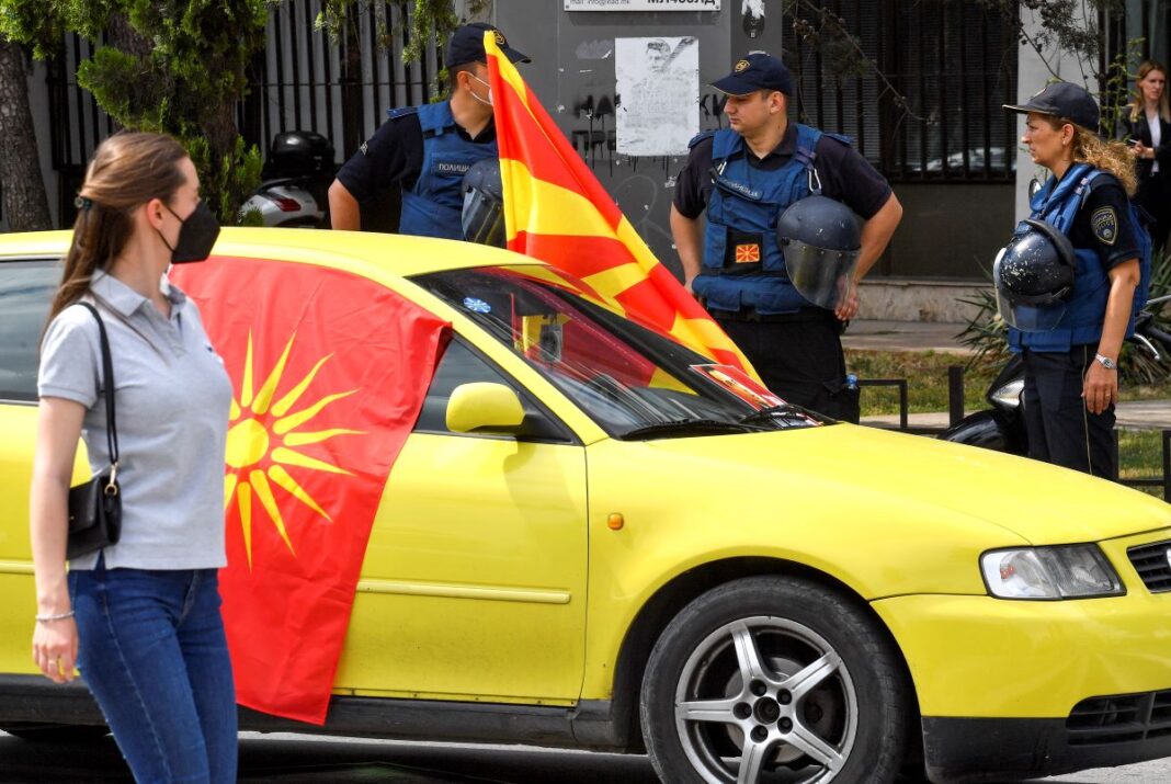 Βόρεια Μακεδονία: Το αλβανικό κόμμα  συμφώνησε με τον  Ζάεφ για συνασπισμό