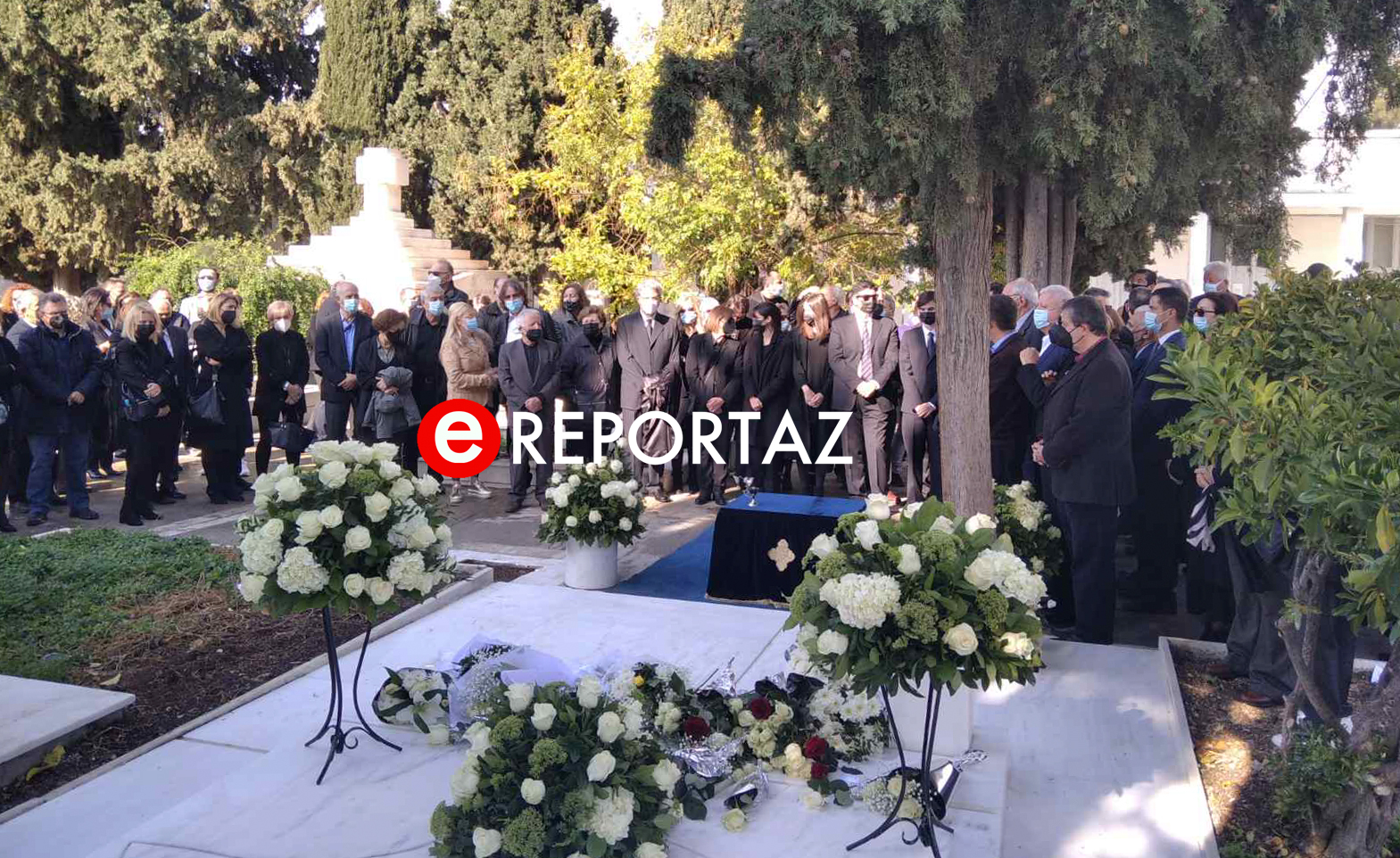 Φώφη Γεννηματά: Στο Α’ Νεκροταφείο τελέστηκε το 40ήμερο μνημόσυνο
