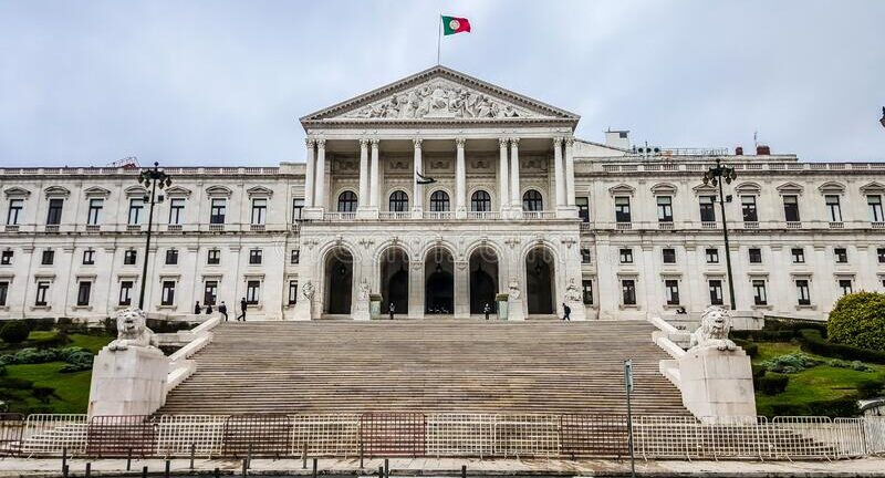 Πορτογαλία: Εγκρίθηκε η διάλυση του κοινοβουλίου